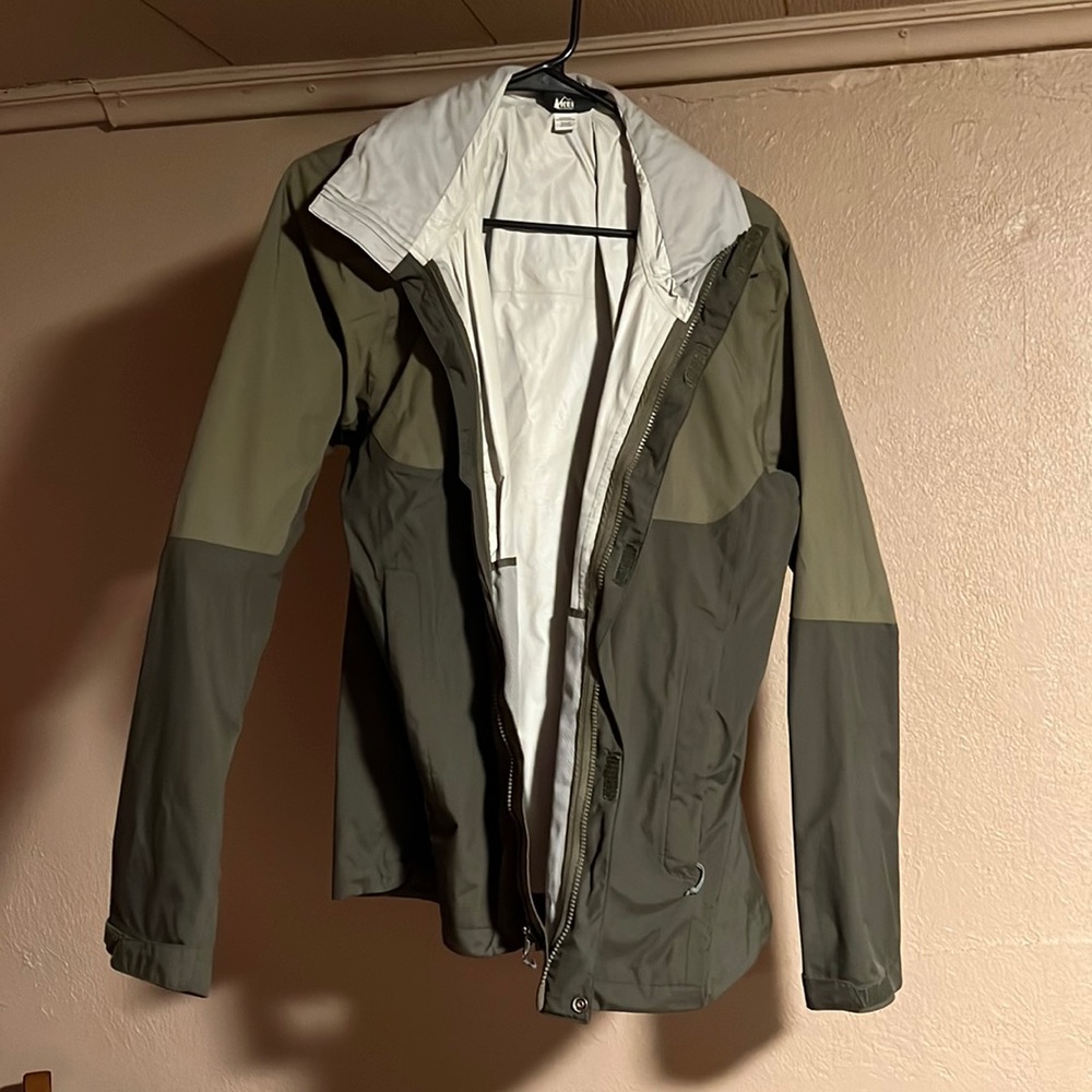 REI rain fly jacket
